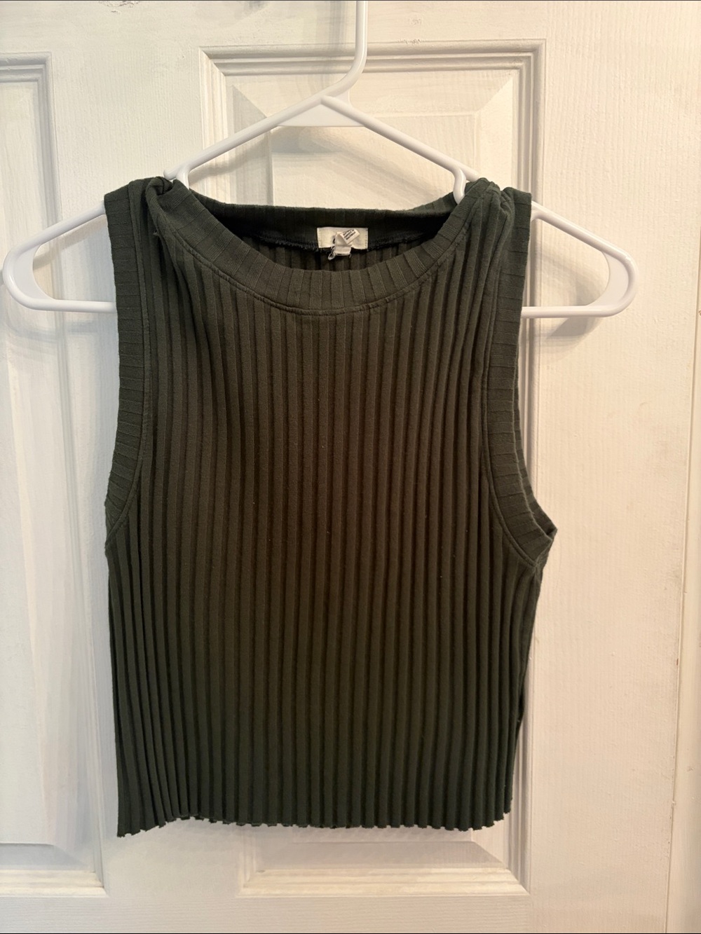 Cropped Ribbed Tank Top - Olive Green